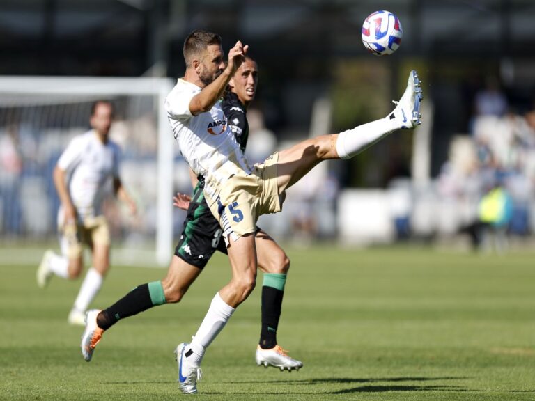 western-united-fc-νιουκάστλ-τζετς-251317